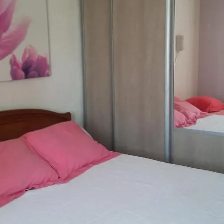 A Dans Cadre Exceptionnel De Verdure Entre Montpellier Et Nimes A 1/2h Des Plages بيت للعطل *