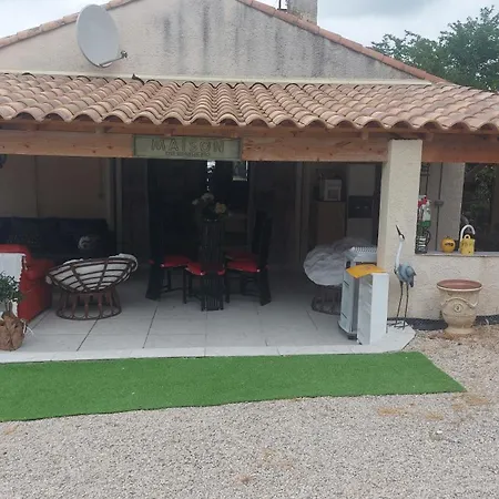 A Dans Cadre Exceptionnel De Verdure Entre Montpellier Et Nimes A 1/2h Des Plages * Restinclieres